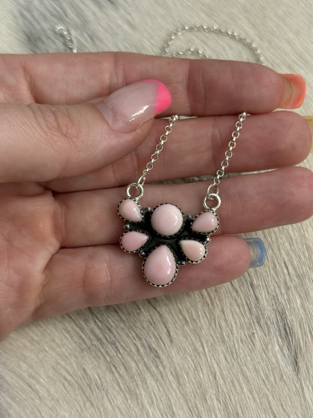 Sterling Silver Pink Conch 6 Stone Multi-stone Half Cluster Bar Necklace 16.5”+